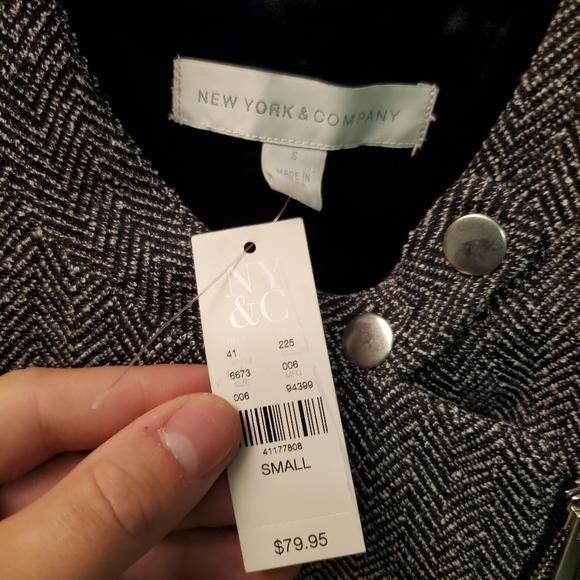 NWT Women's New York & Company Top Small - Picture 3 of 5